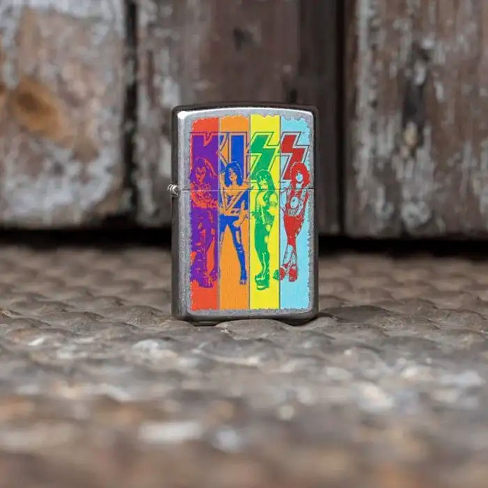 Zippo - KISS "Striped" Design - Uliczna chromowana zapalniczka