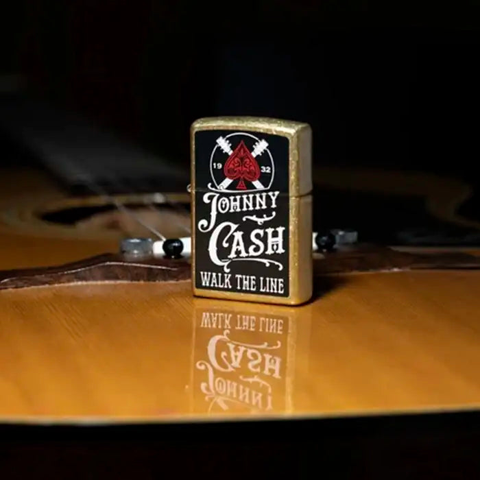 Zippo – Johnny Cash „Walk the Line” – Uliczna mosiężna zapalniczka