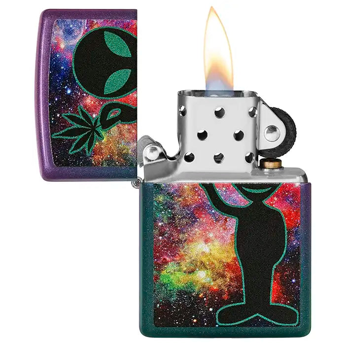 Zapalniczka Zippo - opalizujący wzór Alien