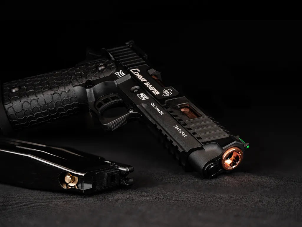 STI - Combat Master Luftpistol med Blowback - 4.5mm BB