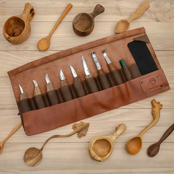 Zestaw noży do rzeźbienia w drewnie Deluxe – skórzane etui