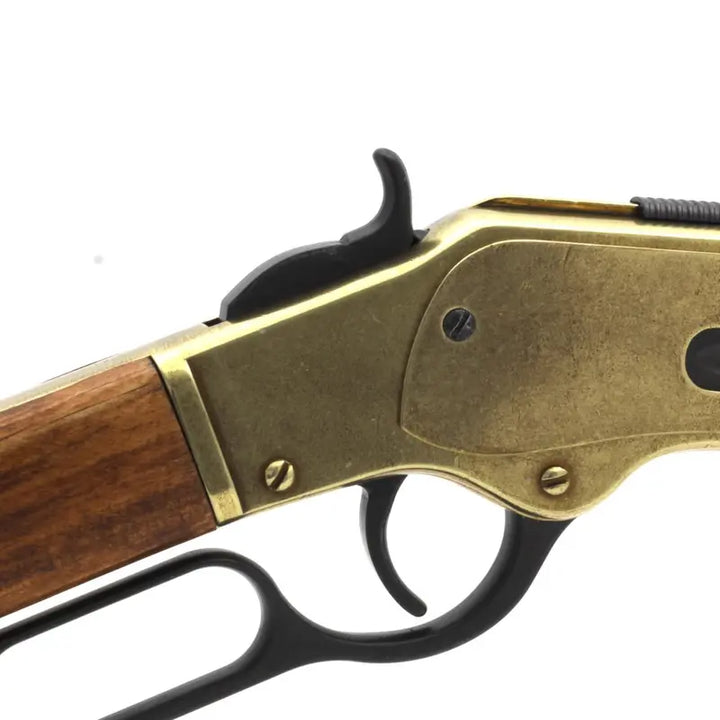 Denix Winchester 1873 replika, nærbilde av låskasse, hane og lever action-spake