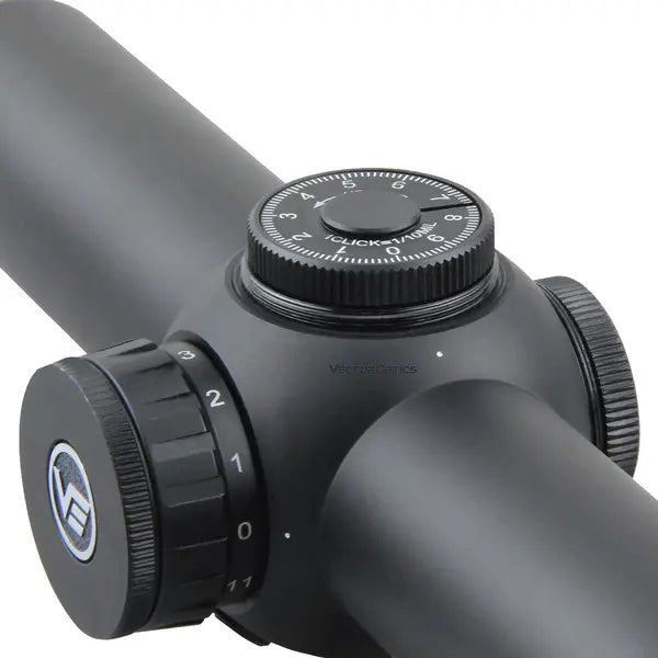 Vector Optics Constantine 1-8x24 SFP, nærbilde av justeringsturrets