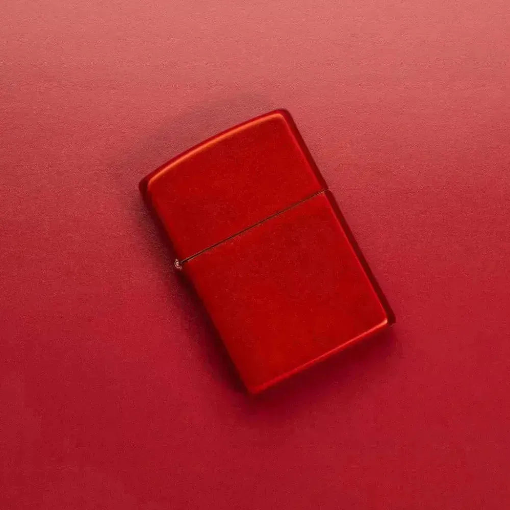 Zippo - Klassisk Metall Rød - Game-On.no