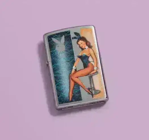 Zippo Lighter - Vintage Playboy Pinup Motiv - Game-On.no